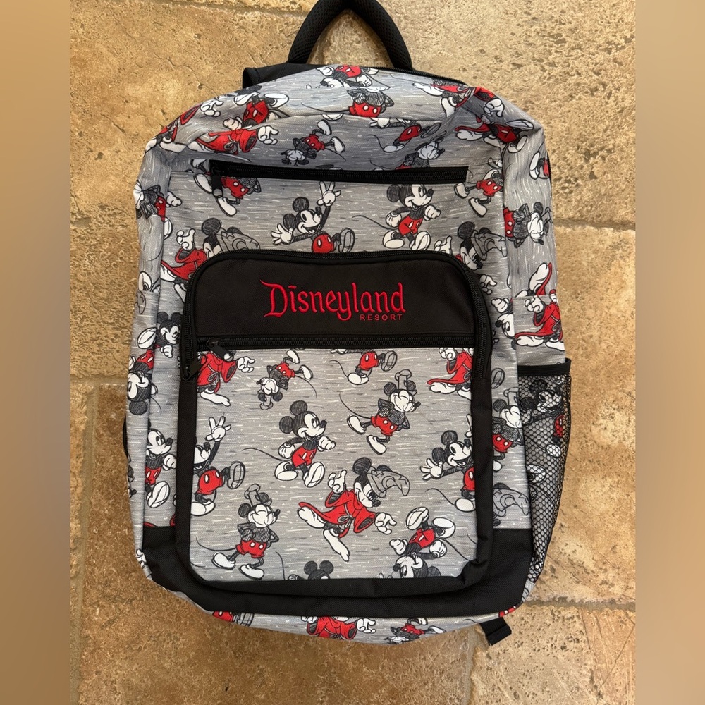NWOT Disney Mickey backpack